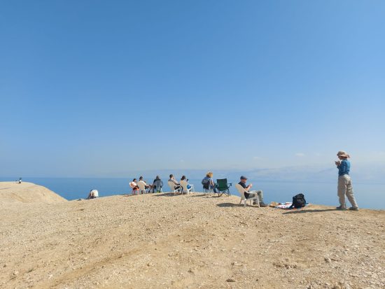 יום כיף לכל המשפחה בלב ים המלח חוף בלב ים המלח